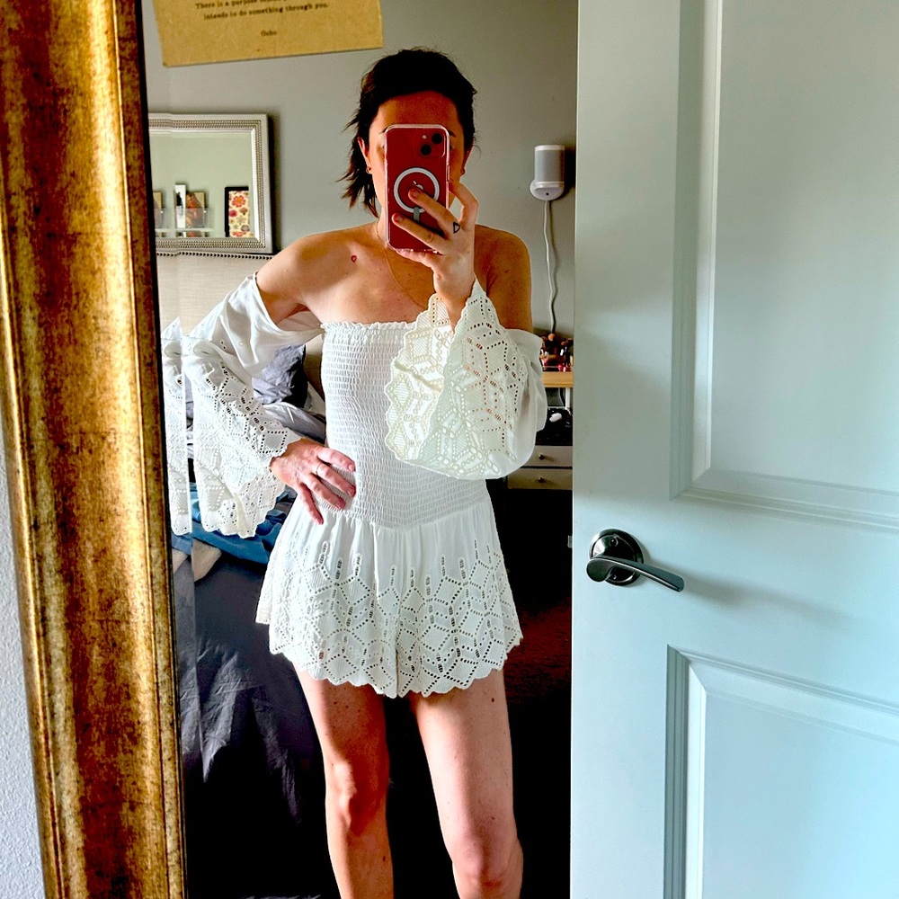 White romper - Picture 2 of 3